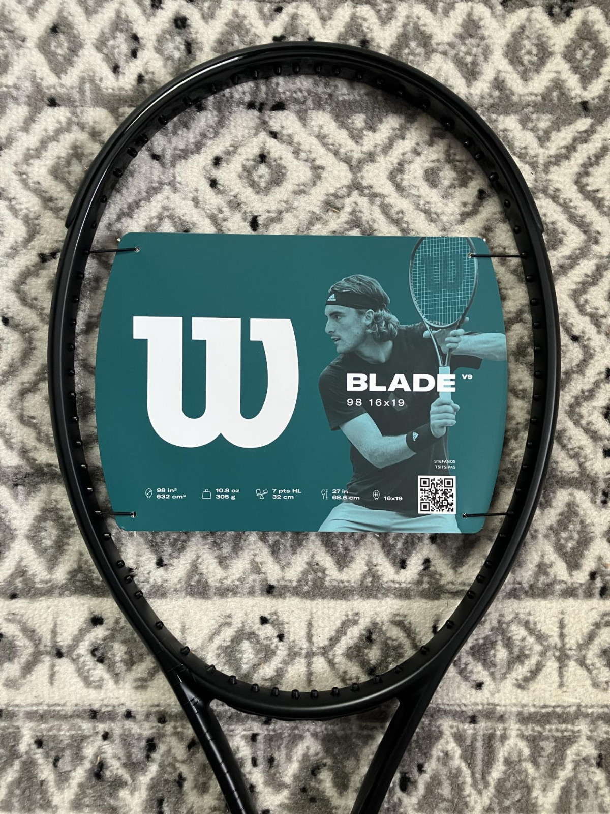 Wilson Blade v9 Noir - 4 1/4 | Tennis Exchange