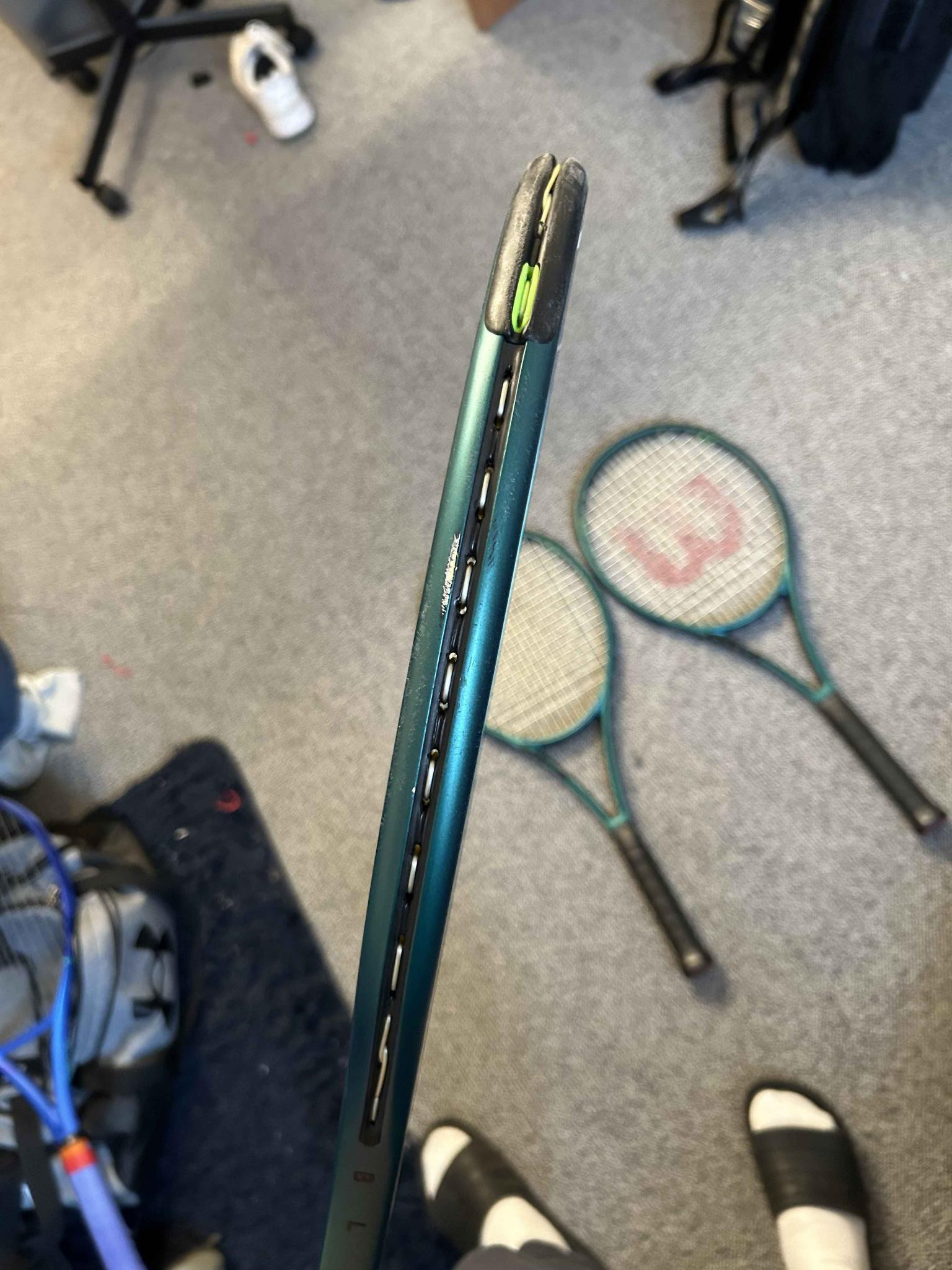Wilson Blade 100L V9