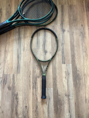 Wilson Blade 104 V8 16x19 
